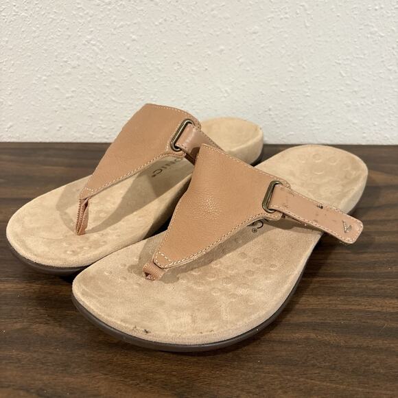 Vionic Wanda Sandals Womens Size 8.5 Wide Nude Tan Slip On Comfort Thong Shoes - Picture 10 of 14
